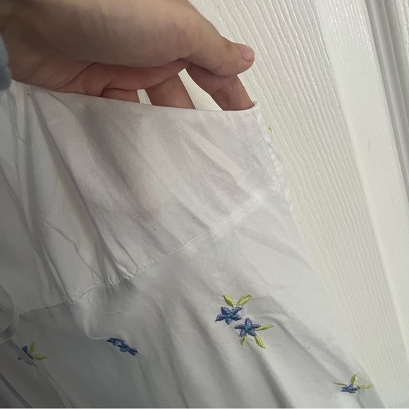 Vintage Y2K Victoria's Secret White Embroidered Floral Midi Maxi Dress size M - Picture 6 of 11